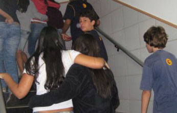 Alunos do Colégio Oficina, considerado o mais liberal entre os colégios particulares.  Foto: Lorena Caliman